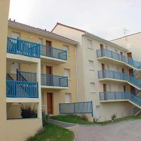 Appartement A 50m De La Avec Parking - 6 Personnes, Animaux Admis - Fr-1-236-101
